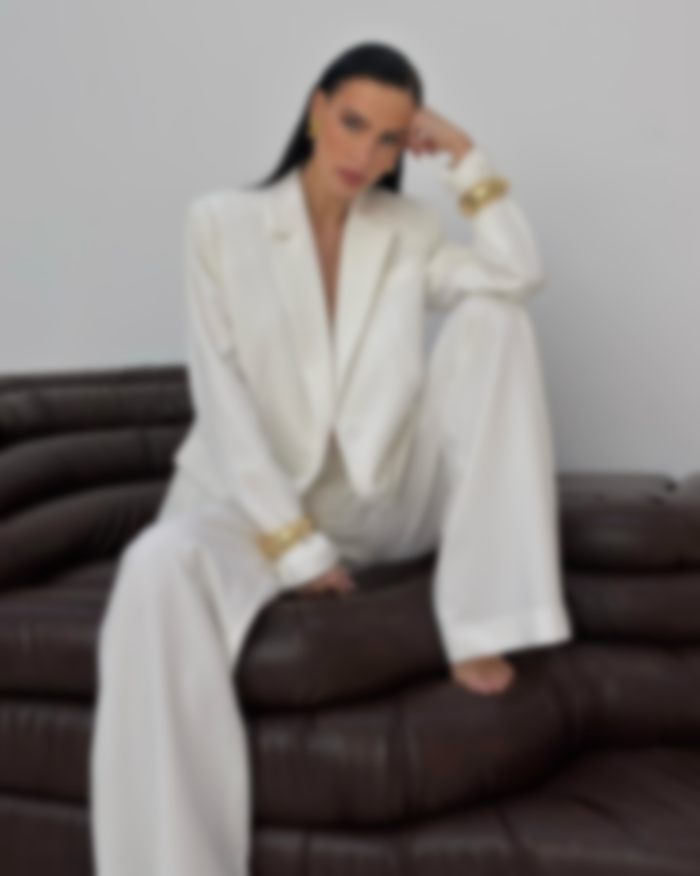 Эскорт модель в Москве - Анна Лорд в деловом образе