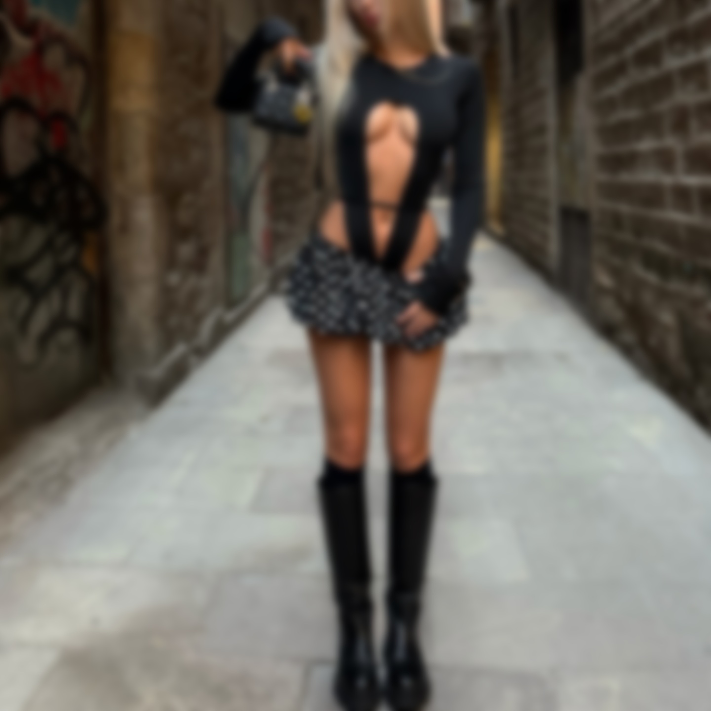 Елизавета Степанова в элегантном вечернем платье в Женеве