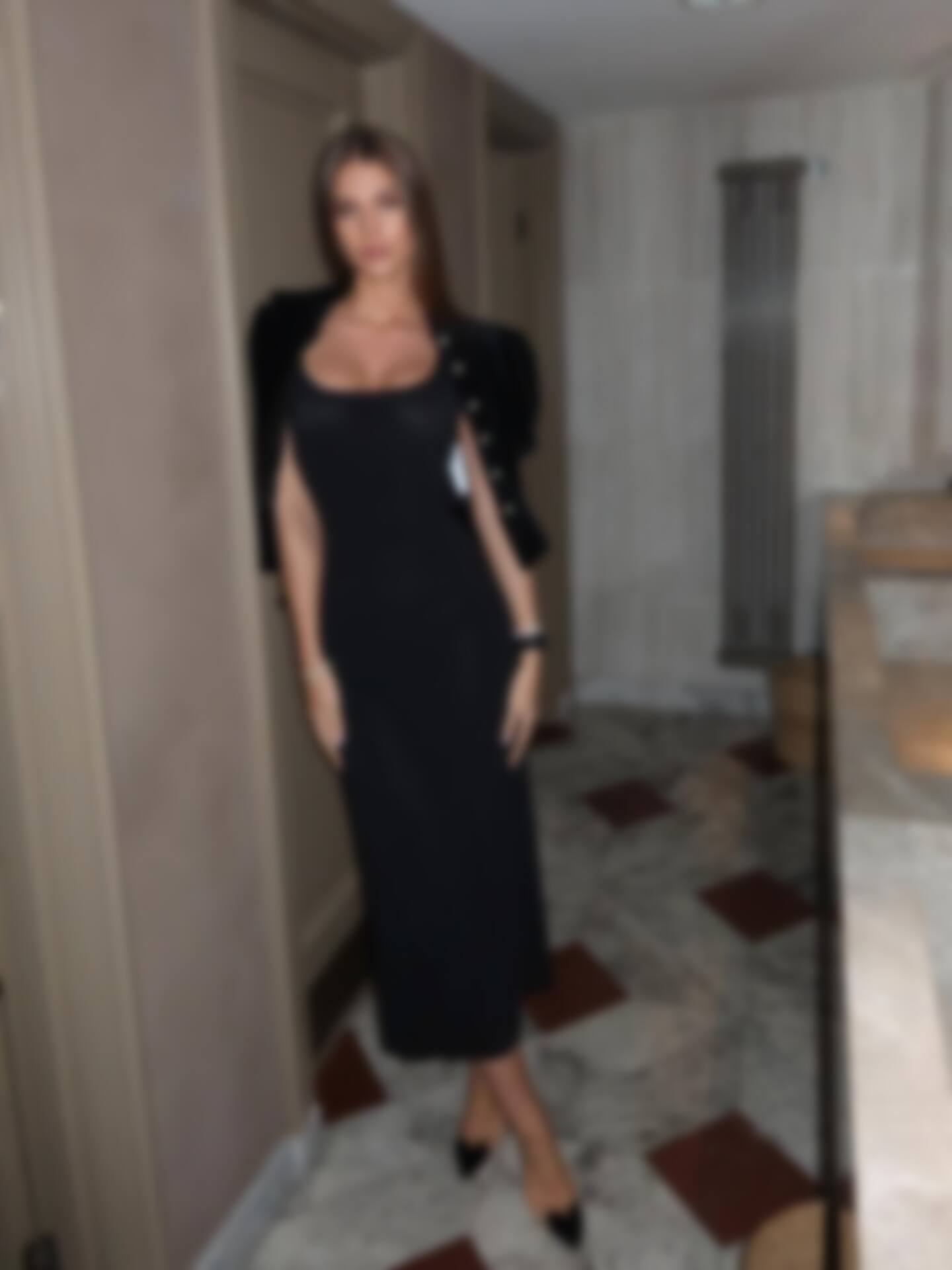 Мария Давыдова в элегантном вечернем платье